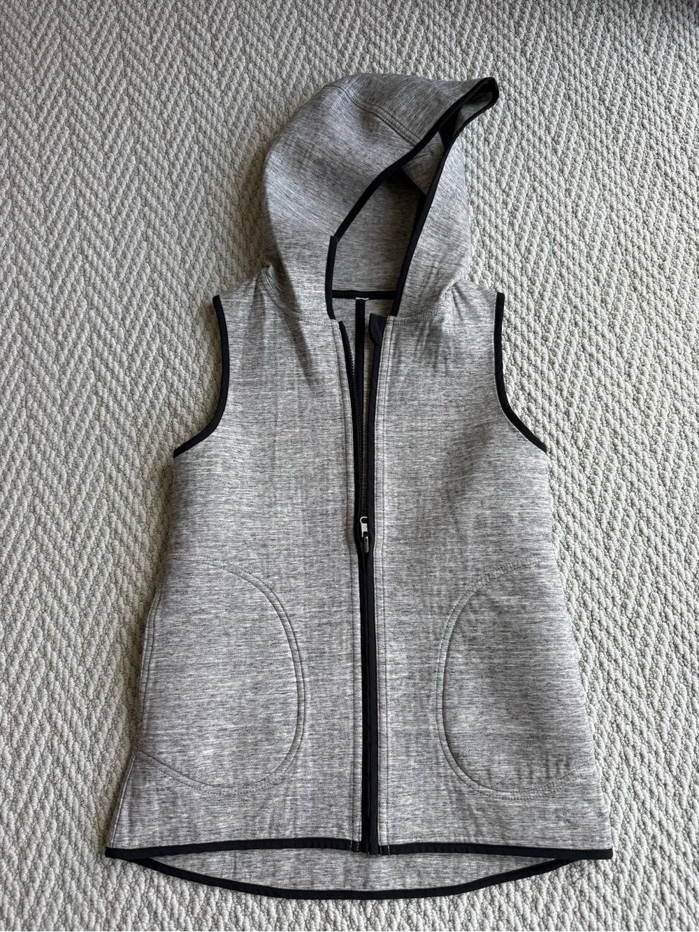 lululemon athletica Heather Gray Sleeveless Hooded Zip Vest